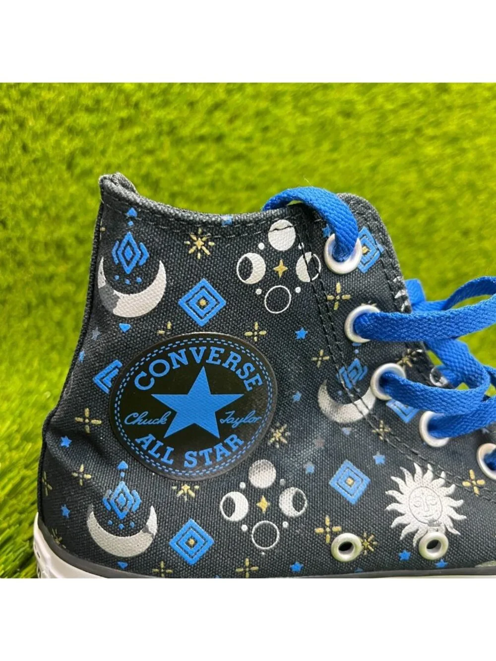 Converse Chuck Taylor All Star High Womens Size 7 Black Athletic Shoes Sneakers